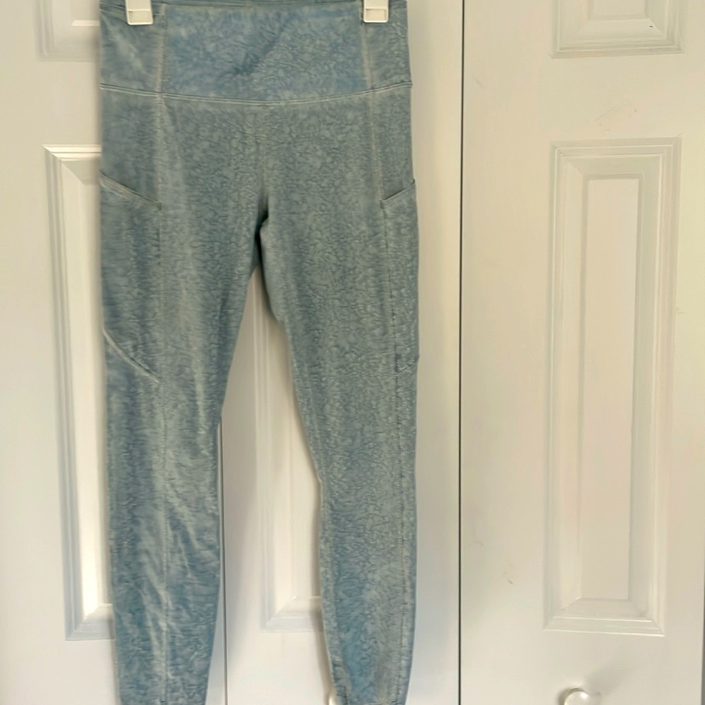 Lulu mid weight leggings